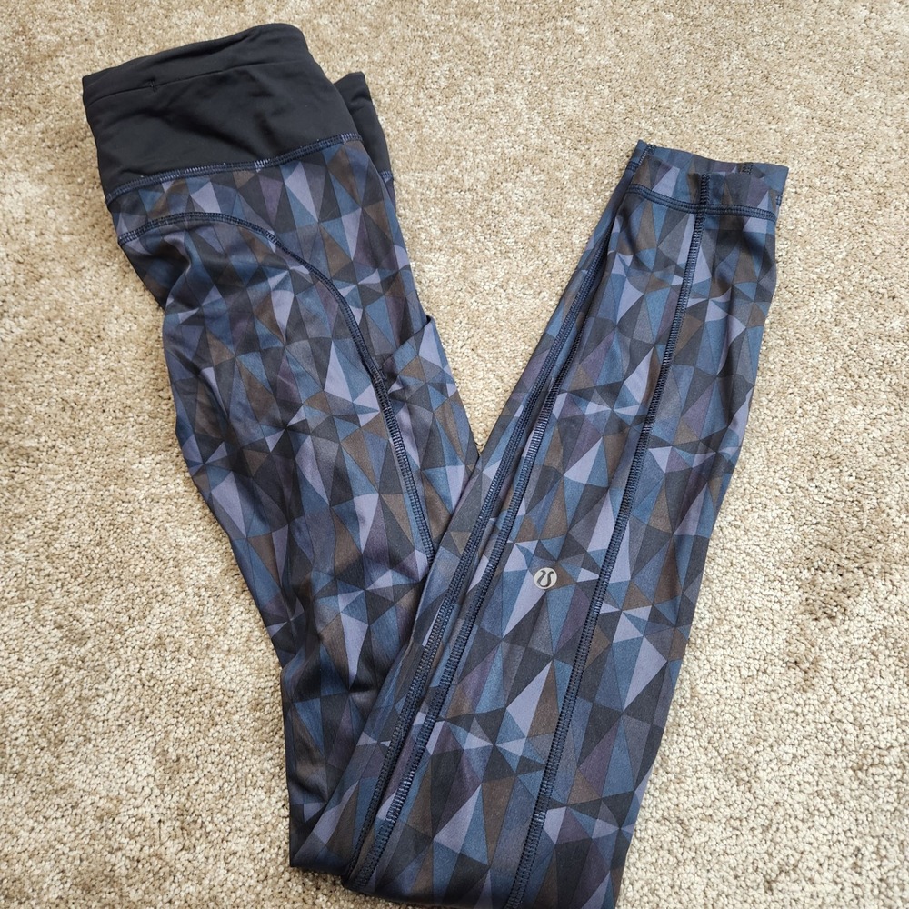 Lululemon Speed Up Tight Geometric Mosaic Blue Black Running Leggings Size 6